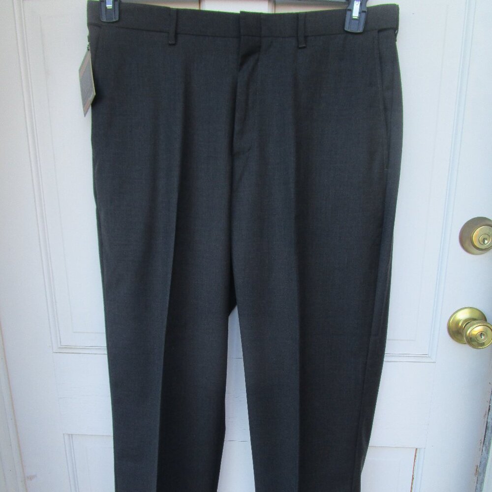 Men's Haggar Charcoal Grey Dress Pants 36X30